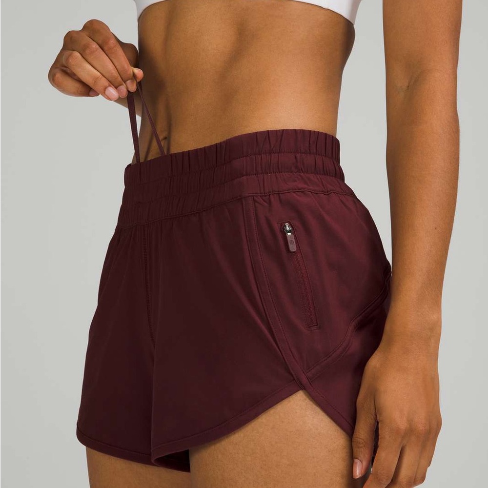 Lululemon Tracker Short V 4in Size 4